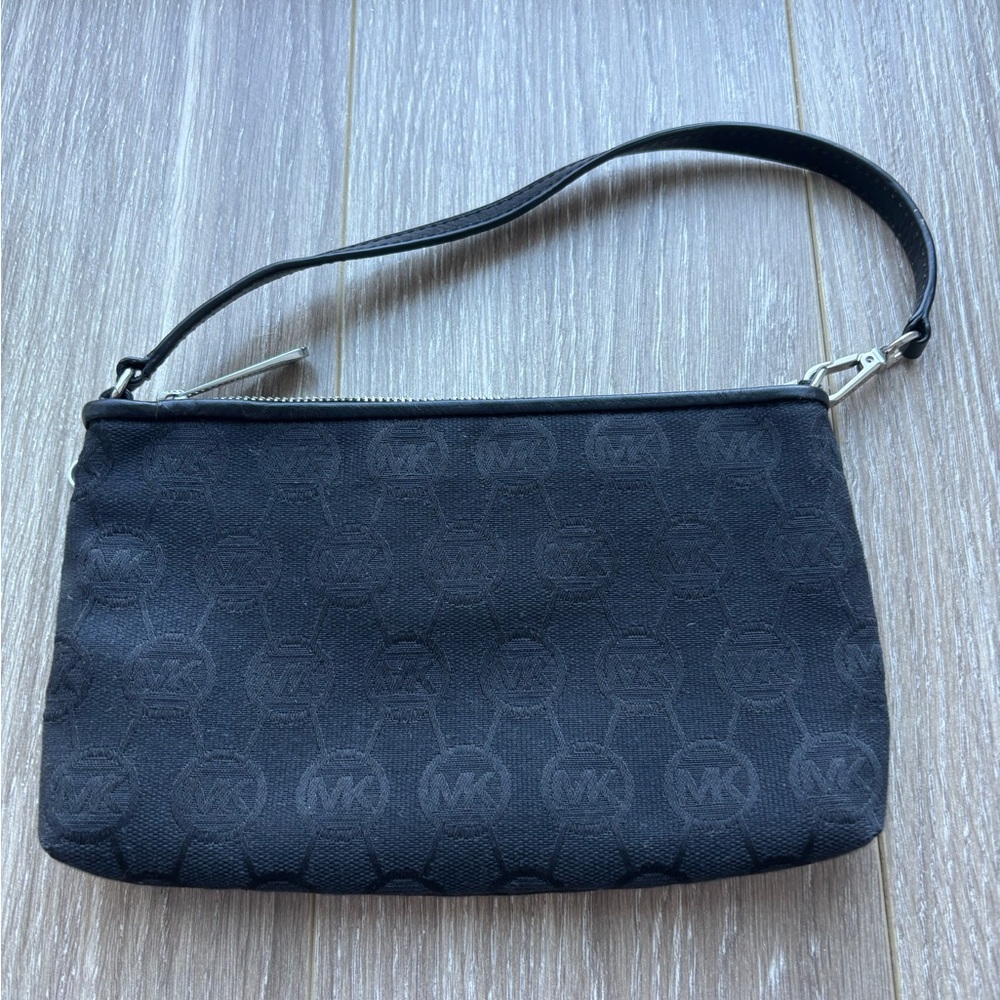 Michael Kors Black Purse - Picture 4 of 6